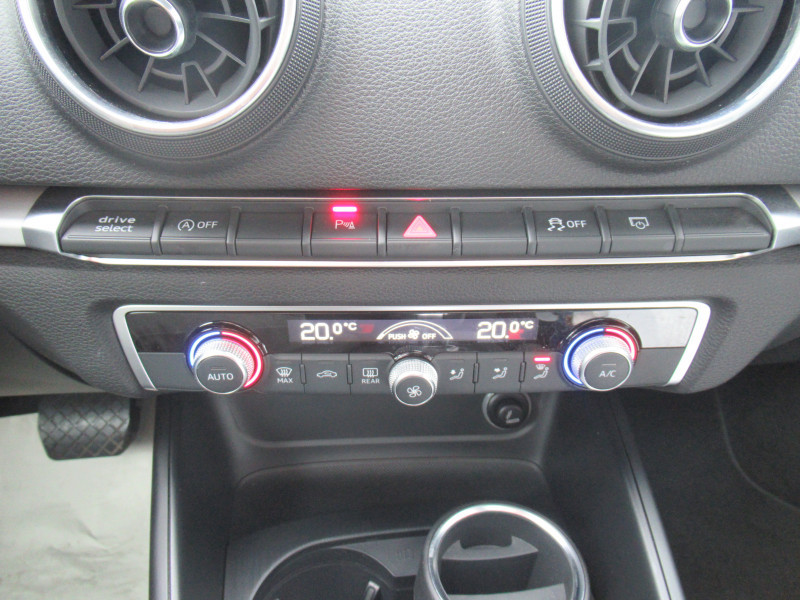 Photo 16 de l'offre de AUDI A3 SPORTBACK 1.0 TFSI 115CH BUSINESS LINE S TRONIC 7 à 19990€ chez J'NOV AUTO