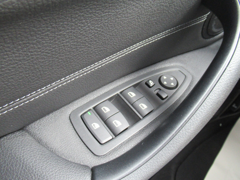 Photo 17 de l'offre de BMW X1 (F48) SDRIVE18D 150CH BUSINESS DESIGN à 23490€ chez J'NOV AUTO