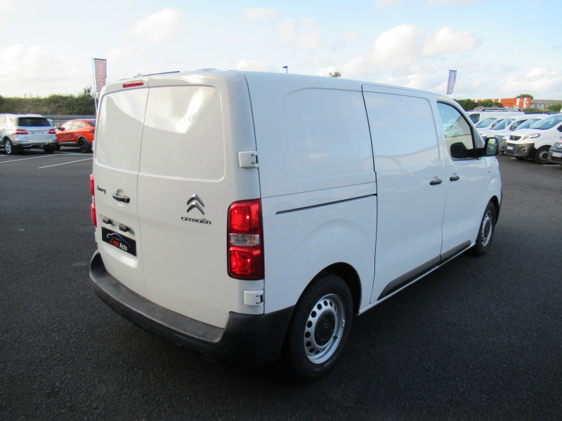 Photo 4 de l'offre de CITROEN JUMPY FG M 2.0 BLUEHDI 180CH BUSINESS S&S EAT6 à 20990€ chez J'NOV AUTO