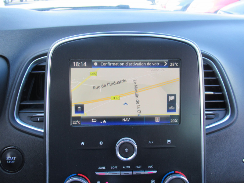 Photo 9 de l'offre de RENAULT GRAND SCENIC IV 1.7 BLUE DCI 120CH BUSINESS EDC 7 PLACES à 17490€ chez J'NOV AUTO