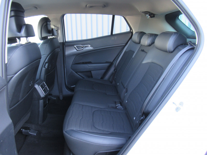 Photo 5 de l'offre de KIA SPORTAGE 1.6 CRDI 136CH MHEV  DESIGN DCT7 4X2 à 24990€ chez J'NOV AUTO