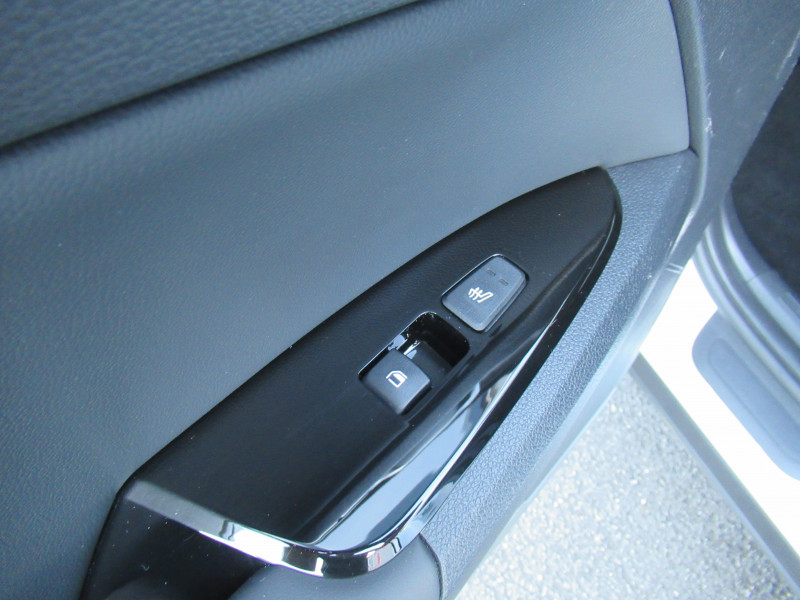Photo 15 de l'offre de KIA SPORTAGE 1.6 CRDI 136CH MHEV  DESIGN DCT7 4X2 à 24990€ chez J'NOV AUTO
