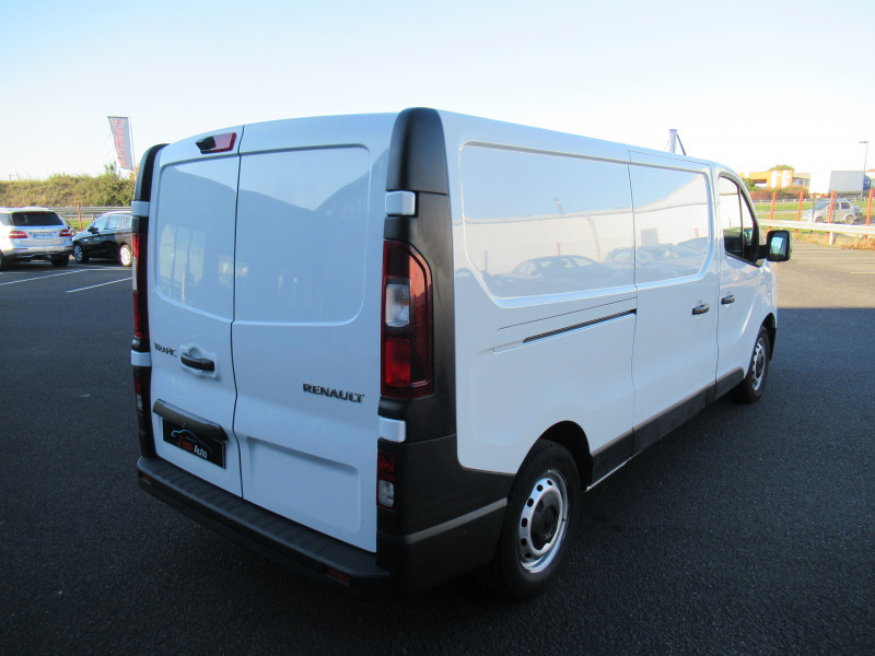 Photo 4 de l'offre de RENAULT TRAFIC III FG L2H1 3T 2.0 BLUE DCI 130CH GRAND CONFORT à 23990€ chez J'NOV AUTO