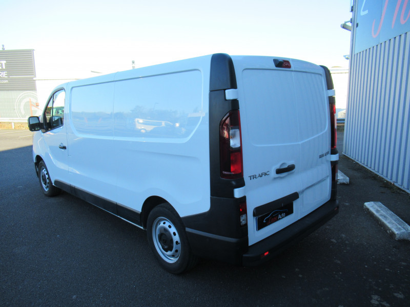 Photo 3 de l'offre de RENAULT TRAFIC III FG L2H1 3T 2.0 BLUE DCI 130CH GRAND CONFORT à 23990€ chez J'NOV AUTO