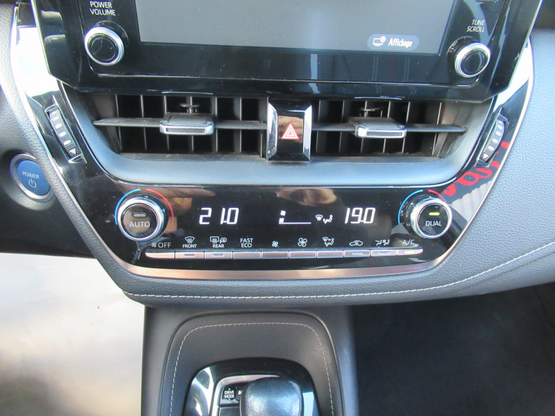 Photo 14 de l'offre de TOYOTA COROLLA TOURING SPT 184H GR SPORT MY21 à 23790€ chez J'NOV AUTO