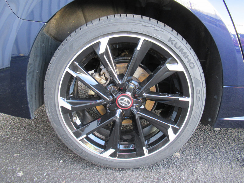 Photo 18 de l'offre de TOYOTA COROLLA TOURING SPT 184H GR SPORT MY21 à 23790€ chez J'NOV AUTO