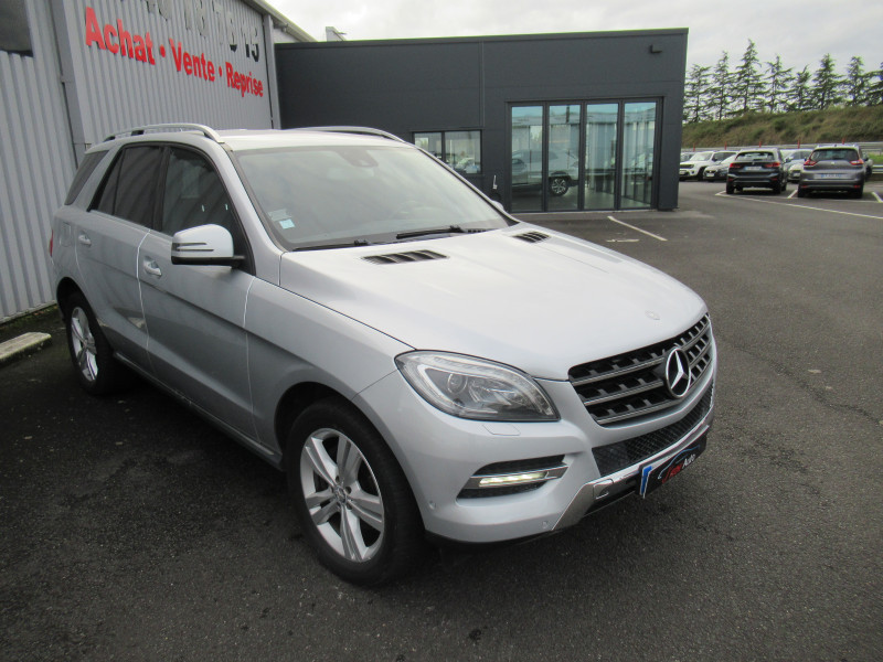 Photo 2 de l'offre de MERCEDES-BENZ CLASSE ML 250 BLUETEC SPORT 7G-TRONIC + à 19490€ chez J'NOV AUTO