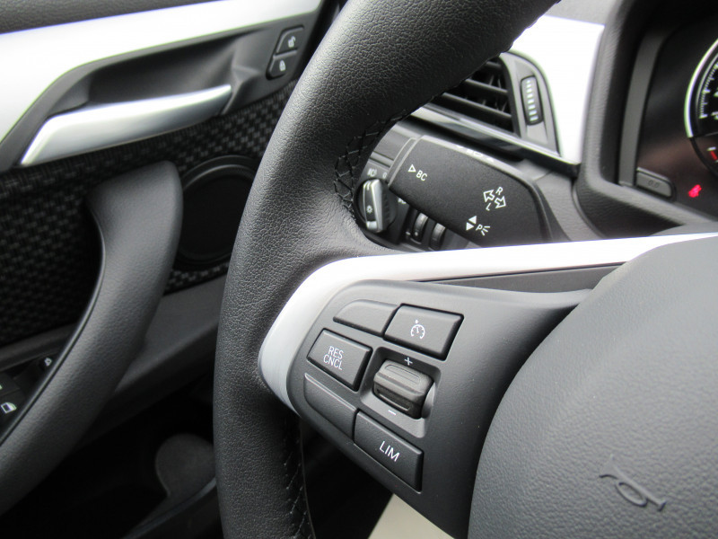 Photo 16 de l'offre de BMW X1 (F48) SDRIVE18IA 136CH BUSINESS DESIGN DKG7 à 26490€ chez J'NOV AUTO
