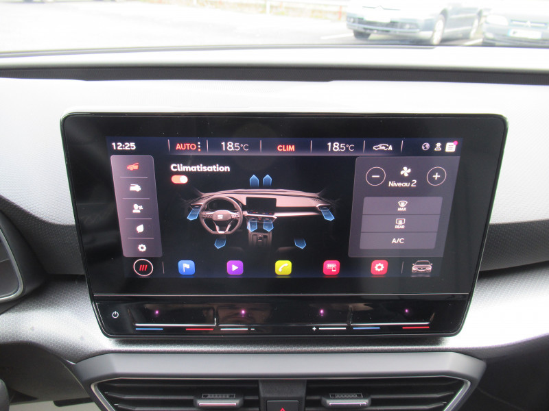 Photo 8 de l'offre de SEAT LEON ST 2.0 TDI 150CH BUSINESS DSG7 à 22990€ chez J'NOV AUTO