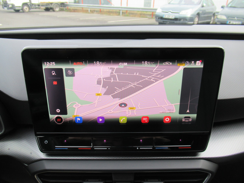 Photo 9 de l'offre de SEAT LEON ST 2.0 TDI 150CH BUSINESS DSG7 à 22990€ chez J'NOV AUTO