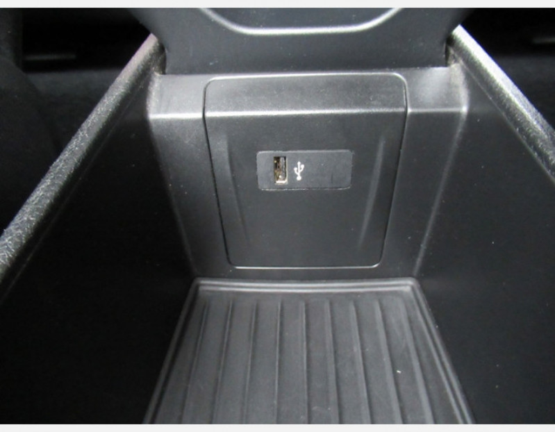 Photo 18 de l'offre de BMW SERIE 2 ACTIVETOURER (F45) 216DA 116CH  BUSINESS DESIGN DKG7 à 16990€ chez J'NOV AUTO