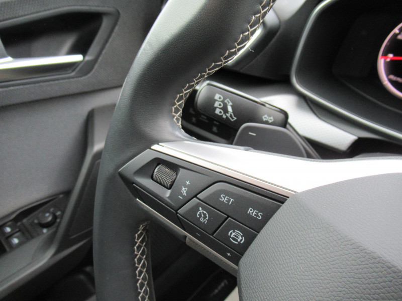 Photo 16 de l'offre de SEAT LEON ST 2.0 TDI 150CH BUSINESS DSG7 à 22990€ chez J'NOV AUTO