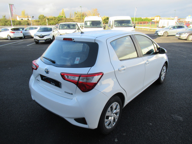 Photo 3 de l'offre de TOYOTA YARIS 100H FRANCE 5P à 13990€ chez J'NOV AUTO