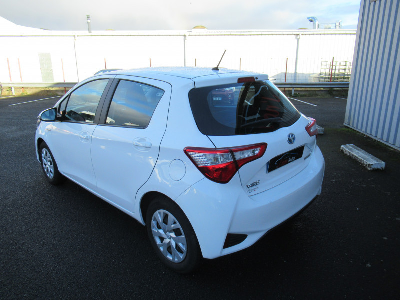 Photo 4 de l'offre de TOYOTA YARIS 100H FRANCE 5P à 13990€ chez J'NOV AUTO