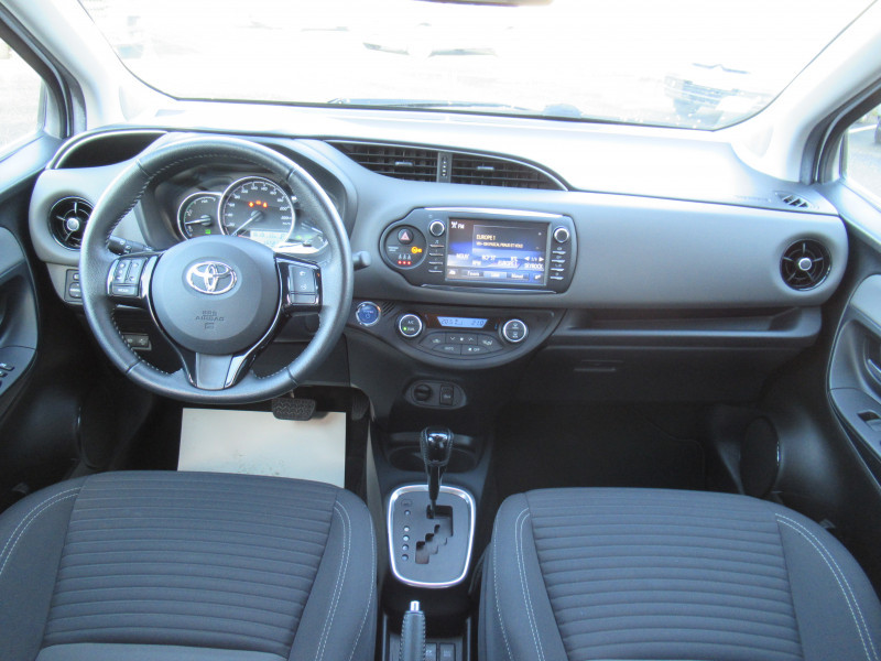 Photo 6 de l'offre de TOYOTA YARIS 100H FRANCE 5P à 13990€ chez J'NOV AUTO