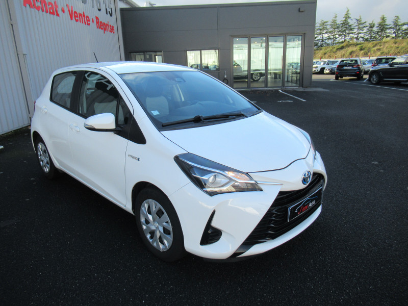Photo 2 de l'offre de TOYOTA YARIS 100H FRANCE 5P à 13990€ chez J'NOV AUTO
