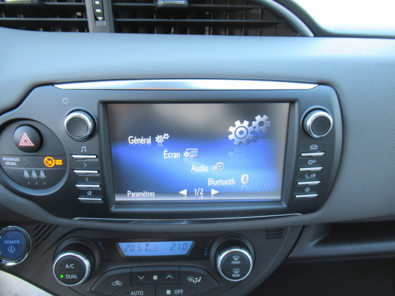 Photo 9 de l'offre de TOYOTA YARIS 100H FRANCE 5P à 13990€ chez J'NOV AUTO