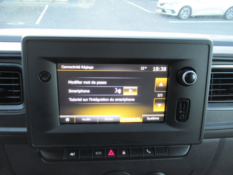 Photo 12 de l'offre de RENAULT MASTER III FG F3500 L2H2 2.3 DCI 135CH GRAND CONFORT E6 à 18990€ chez J'NOV AUTO