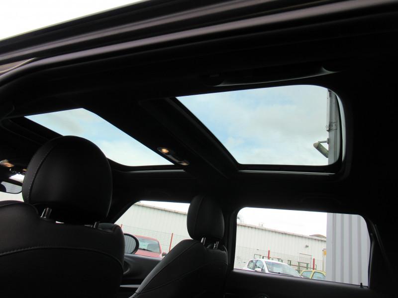 Photo 8 de l'offre de MINI CLUBMAN COOPER 136CH CANONBURY BVA7 à 16990€ chez J'NOV AUTO