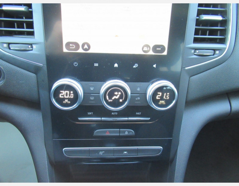 Photo 10 de l'offre de RENAULT MEGANE IV ESTATE 1.5 BLUE DCI 115CH BUSINESS EDC -21N à 16990€ chez J'NOV AUTO