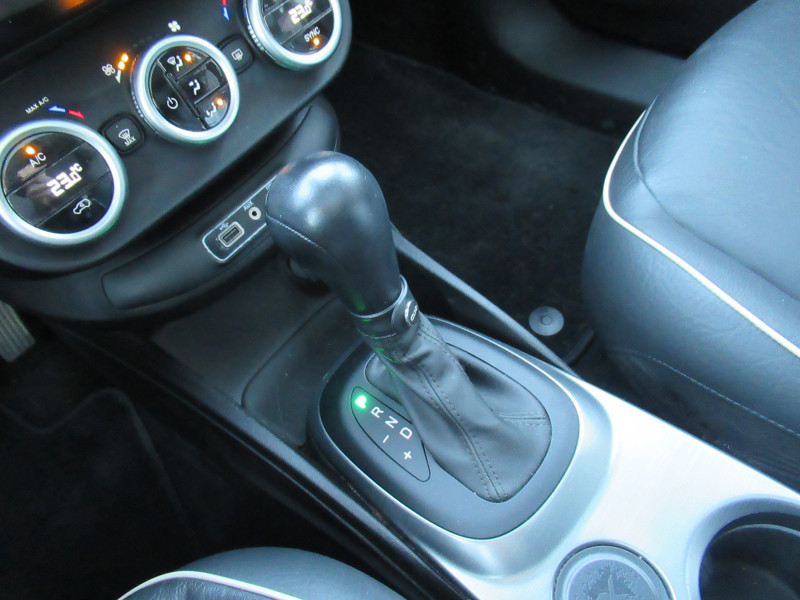 Photo 9 de l'offre de FIAT 500X 1.4 MULTIAIR 16V 140CH CLUB DCT à 13990€ chez J'NOV AUTO