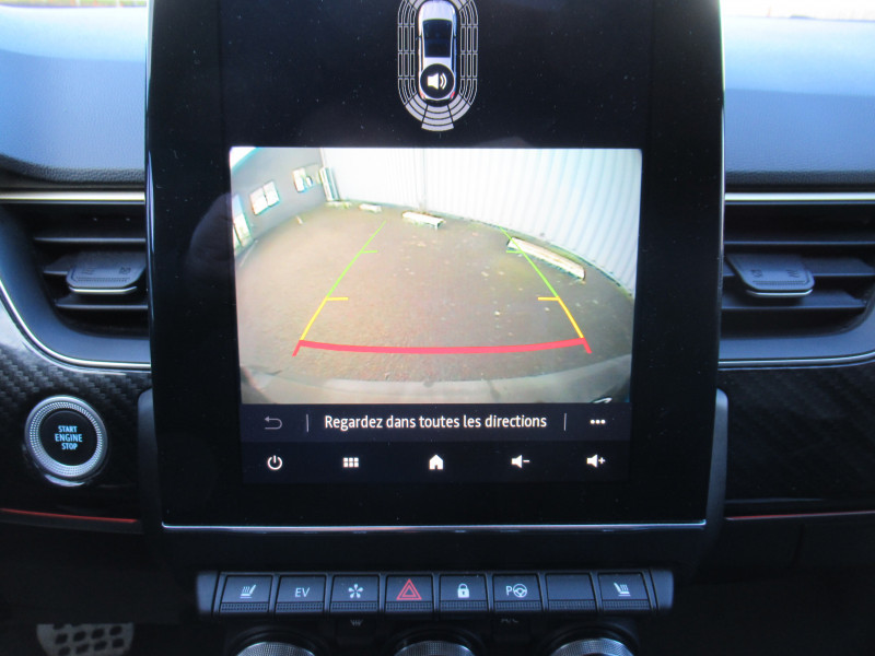 Photo 9 de l'offre de RENAULT ARKANA 1.6 E-TECH HYBRIDE 145CH ENGINEERED -22 à 22490€ chez J'NOV AUTO