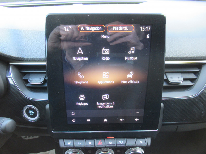 Photo 10 de l'offre de RENAULT ARKANA 1.6 E-TECH HYBRIDE 145CH ENGINEERED -22 à 22490€ chez J'NOV AUTO