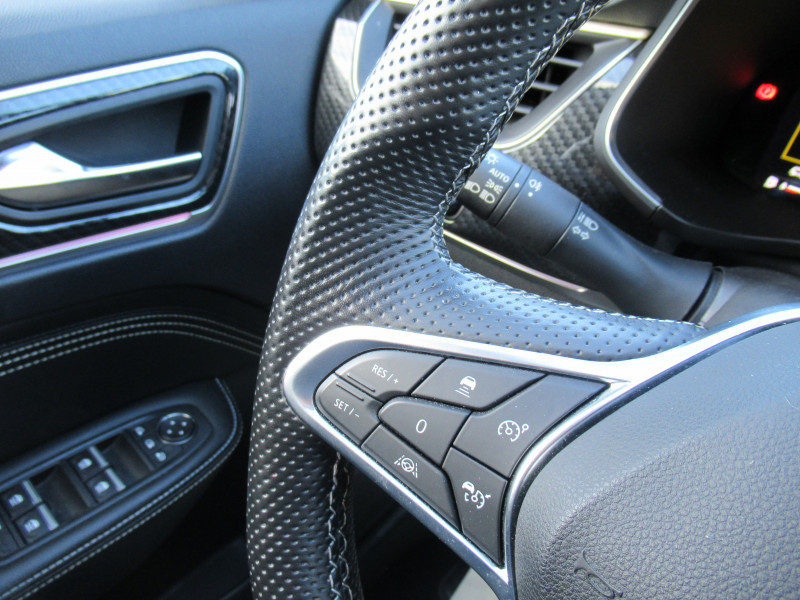 Photo 15 de l'offre de RENAULT ARKANA 1.6 E-TECH HYBRIDE 145CH ENGINEERED -22 à 22490€ chez J'NOV AUTO