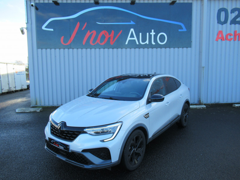 Renault ARKANA 1.6 E-TECH HYBRIDE 145CH ENGINEERED -22 Hybride BLANC NACRE TOIT NOI Occasion à vendre