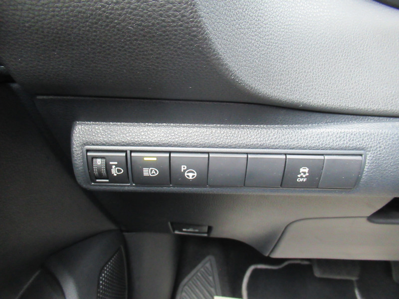 Photo 16 de l'offre de TOYOTA COROLLA TOURING SPT 184H DYNAMIC BUSINESS + PROGRAMME BEYOND ZERO ACADEMY MY22 à 19990€ chez J'NOV AUTO