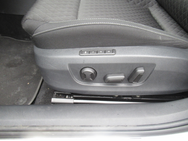 Photo 8 de l'offre de SKODA SUPERB COMBI 1.5 TSI ACT 150CH BUSINESS DSG7 à 24990€ chez J'NOV AUTO