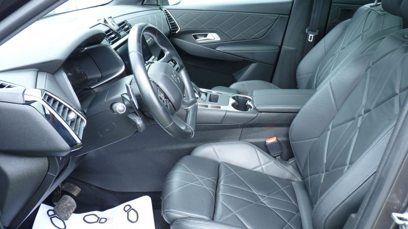 Photo 5 de l'offre de DS DS 7 CROSSBACK BLUEHDI 180CH GRAND CHIC AUTOMATIQUE 128G à 22490€ chez Vent d'ouest automobiles