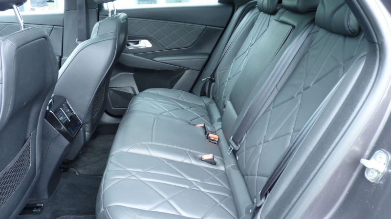 Photo 6 de l'offre de DS DS 7 CROSSBACK BLUEHDI 180CH GRAND CHIC AUTOMATIQUE 128G à 22490€ chez Vent d'ouest automobiles