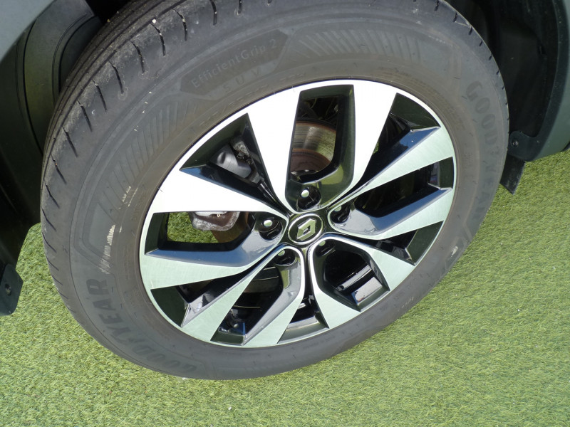 Photo 16 de l'offre de RENAULT ARKANA 1.6 E-TECH HYBRIDE 145CH EVOLUTION -22 à 20990€ chez Vent d'ouest automobiles