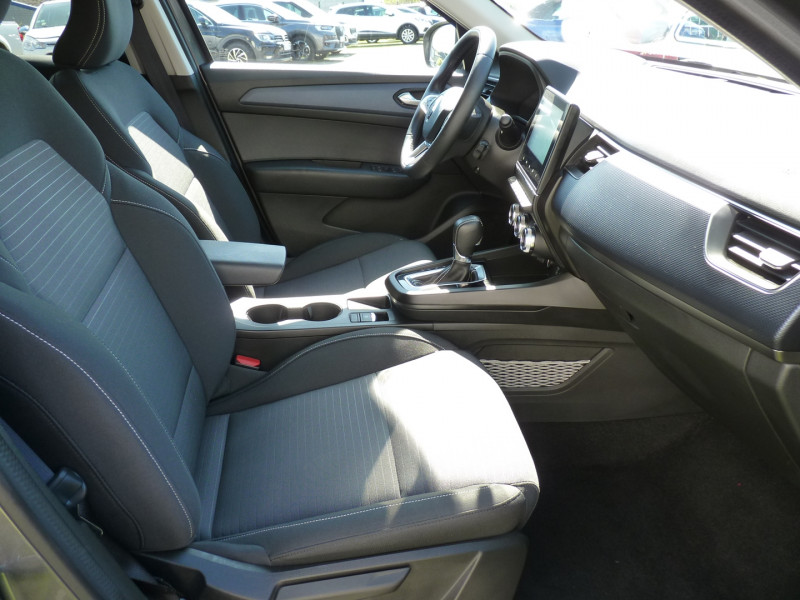 Photo 5 de l'offre de RENAULT ARKANA 1.6 E-TECH HYBRIDE 145CH EVOLUTION -22 à 20990€ chez Vent d'ouest automobiles