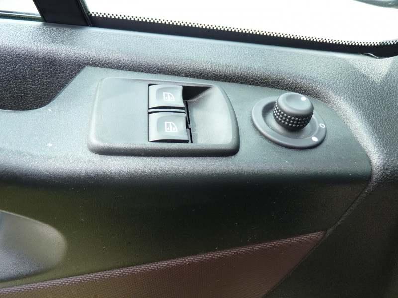 Photo 12 de l'offre de FIAT TALENTO PANORAMA 1.2 LH1 1.6 MULTIJET 120CH TPMR 6 PLACES à 24990€ chez Vent d'ouest automobiles