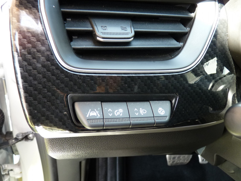 Photo 11 de l'offre de RENAULT ARKANA 1.6 E-TECH HYBRIDE 145CH ENGINEERED -22 à 22490€ chez Vent d'ouest automobiles