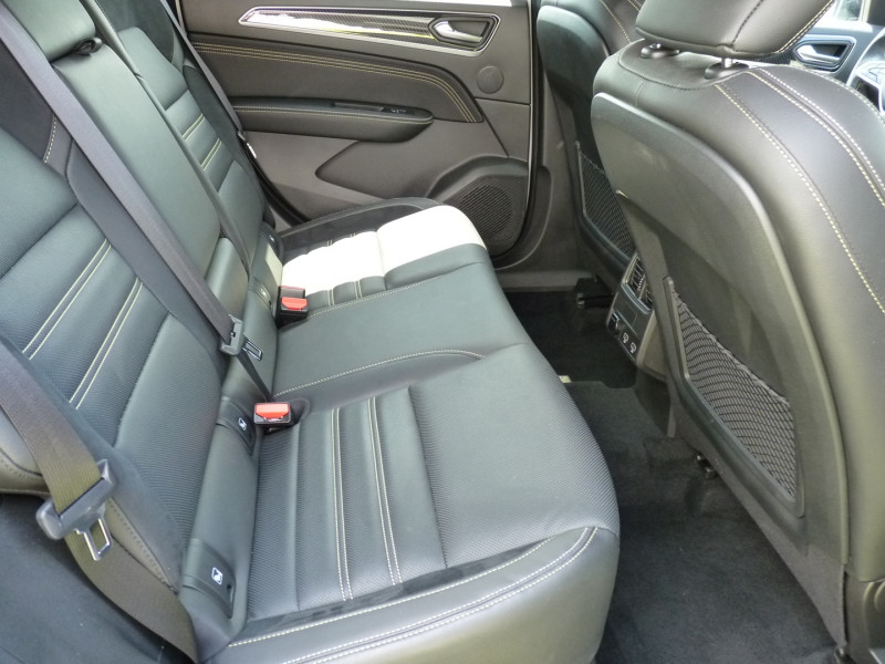 Photo 6 de l'offre de RENAULT ARKANA 1.6 E-TECH HYBRIDE 145CH ENGINEERED -22 à 22490€ chez Vent d'ouest automobiles