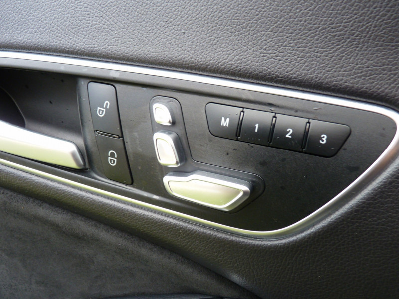 Photo 13 de l'offre de MERCEDES-BENZ CLA SHOOTING BRAKE 200 D FASCINATION 7G-DCT EURO6C à 23990€ chez Vent d'ouest automobiles