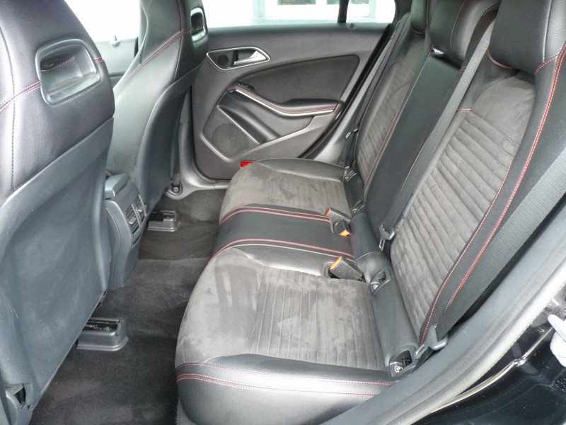 Photo 6 de l'offre de MERCEDES-BENZ CLA SHOOTING BRAKE 200 D FASCINATION 7G-DCT EURO6C à 23990€ chez Vent d'ouest automobiles