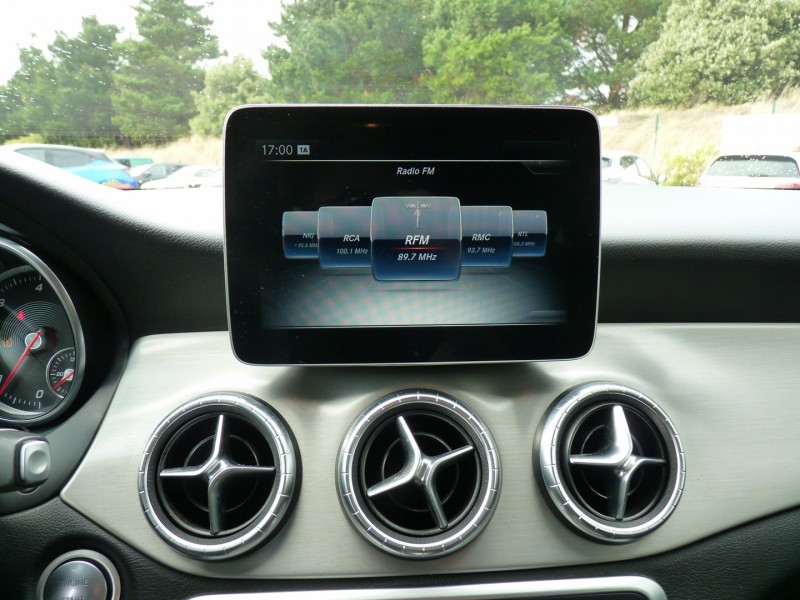 Photo 9 de l'offre de MERCEDES-BENZ CLA SHOOTING BRAKE 200 D FASCINATION 7G-DCT EURO6C à 23990€ chez Vent d'ouest automobiles