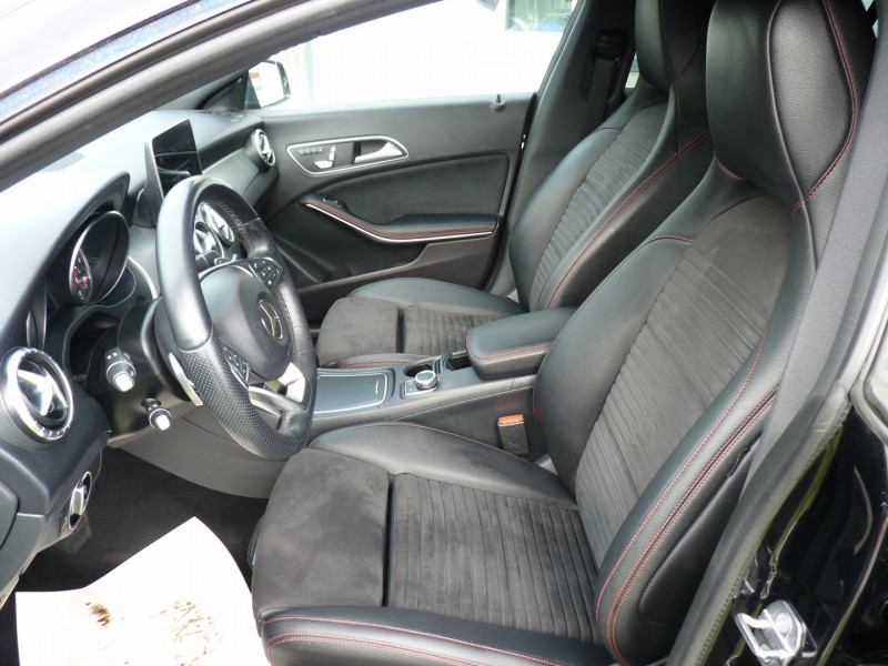 Photo 3 de l'offre de MERCEDES-BENZ CLA SHOOTING BRAKE 200 D FASCINATION 7G-DCT EURO6C à 23990€ chez Vent d'ouest automobiles