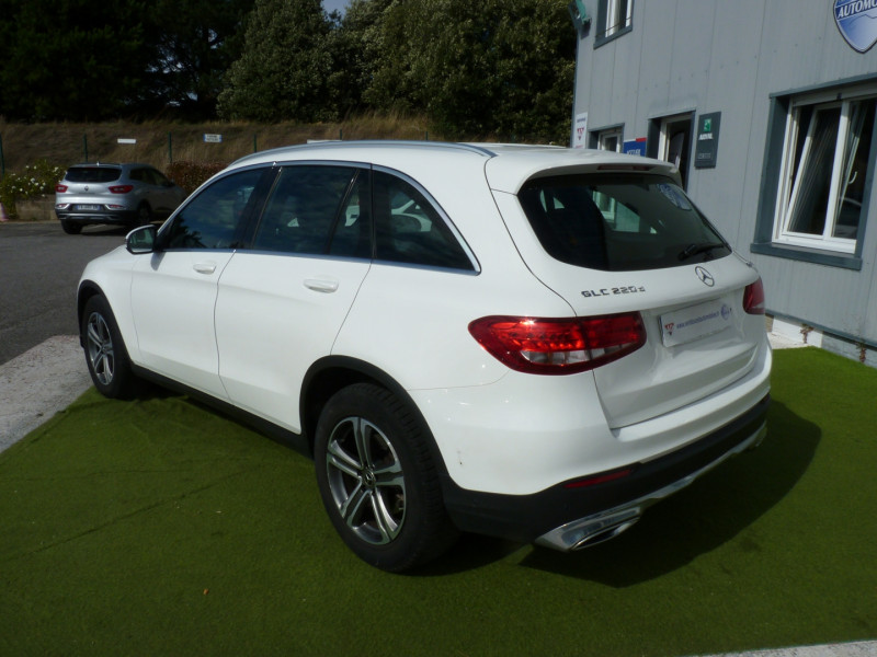 Photo 3 de l'offre de MERCEDES-BENZ GLC 220 D 170CH EXECUTIVE 4MATIC 9G-TRONIC à 24490€ chez Vent d'ouest automobiles