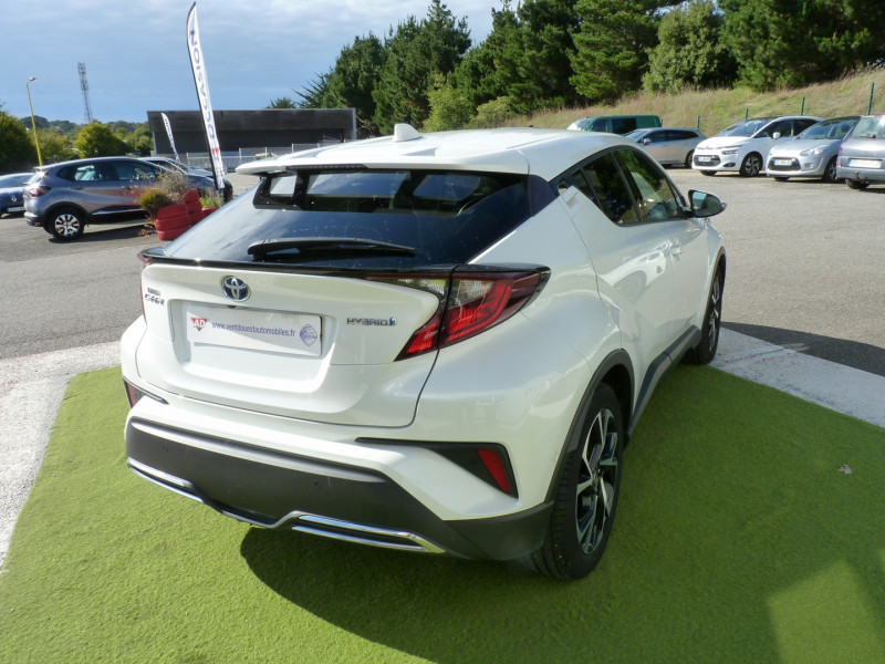 Photo 4 de l'offre de TOYOTA C-HR 184H DISTINCTIVE 2WD E-CVT MY20 à 22490€ chez Vent d'ouest automobiles