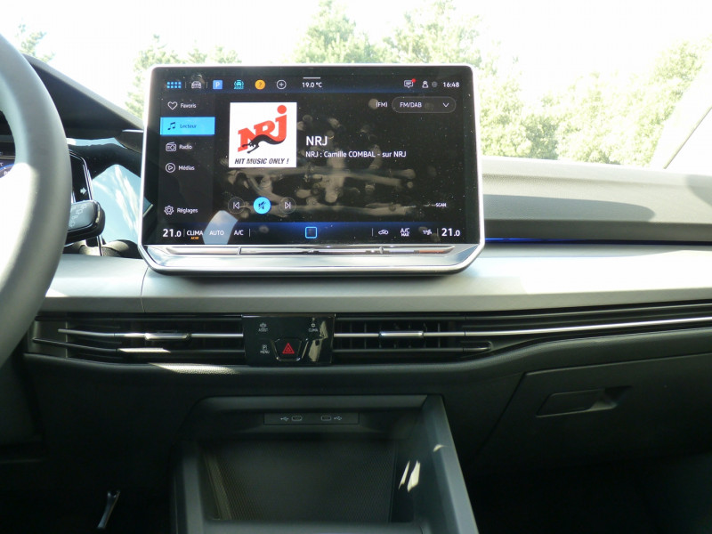 Photo 9 de l'offre de VOLKSWAGEN GOLF VIII 1.5 ETSI EVO2 116CH VW EDITION DSG7 à 28990€ chez Vent d'ouest automobiles