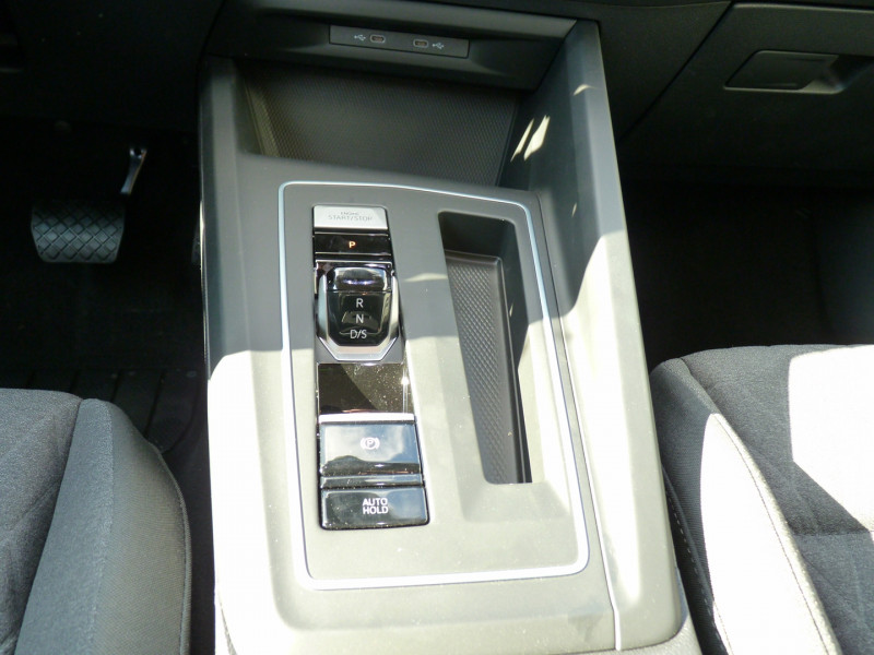 Photo 10 de l'offre de VOLKSWAGEN GOLF VIII 1.5 ETSI EVO2 116CH VW EDITION DSG7 à 28990€ chez Vent d'ouest automobiles