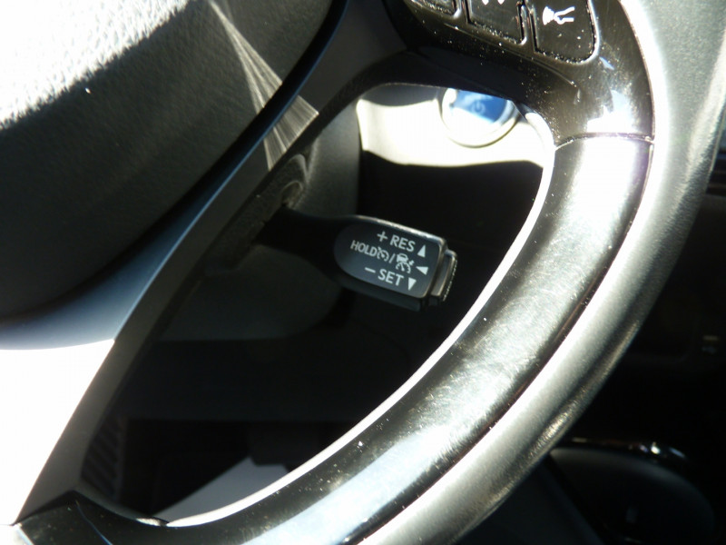 Photo 9 de l'offre de TOYOTA C-HR 184H DISTINCTIVE 2WD E-CVT MY20 à 22490€ chez Vent d'ouest automobiles