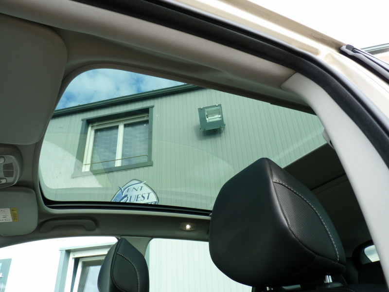 Photo 14 de l'offre de RENAULT KADJAR 1.5 DCI 110CH ENERGY INTENS EDC ECOÂ² à 13490€ chez Vent d'ouest automobiles