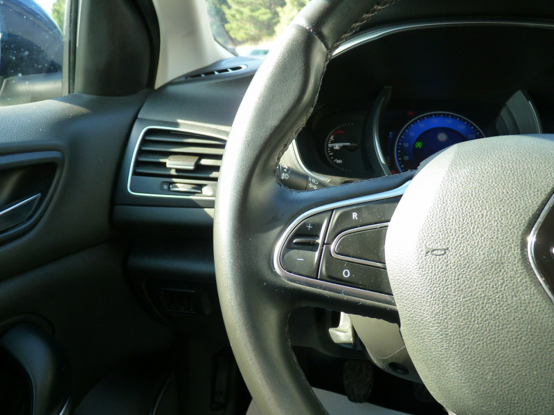 Photo 9 de l'offre de RENAULT MEGANE IV 1.2 TCE 130CH ENERGY INTENS à 13490€ chez Vent d'ouest automobiles