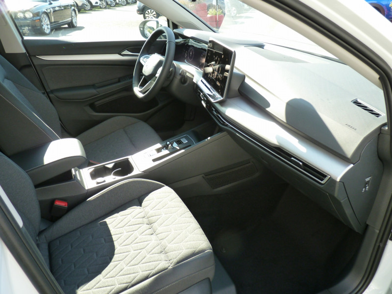 Photo 5 de l'offre de VOLKSWAGEN GOLF VIII 1.5 ETSI EVO2 116CH VW EDITION DSG7 à 28990€ chez Vent d'ouest automobiles